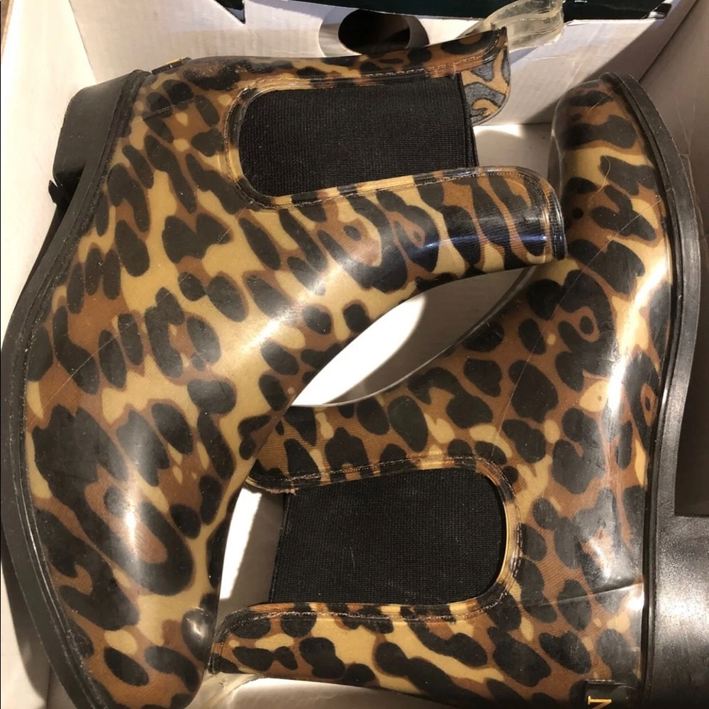 RALPH LAUREN LEOPARD PRINT RAIN BOOTS.